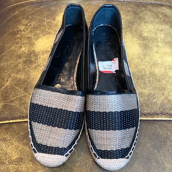NEW Burberry raffia striped espadrilles flat shoes - Picture 1 of 6